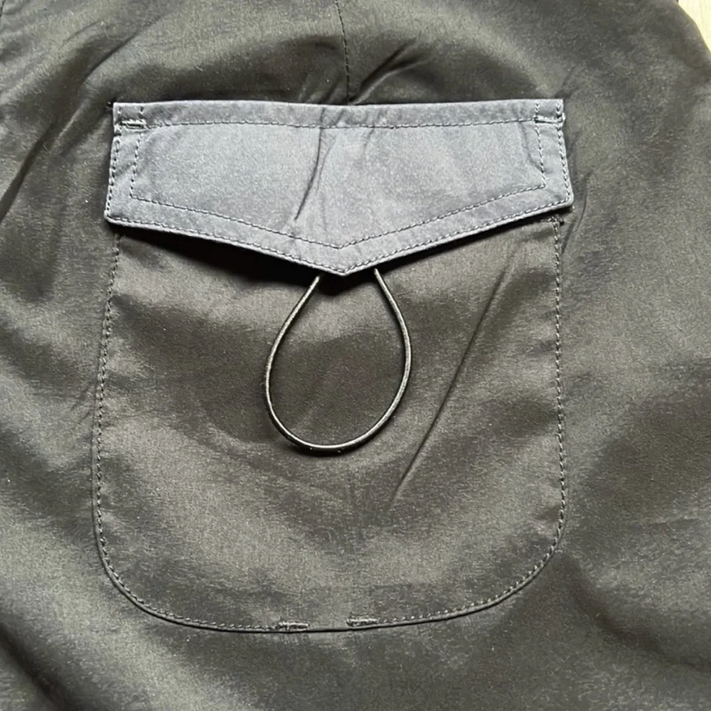 Dark Seas Black Board Shorts Swim Trunks Men's Size 28